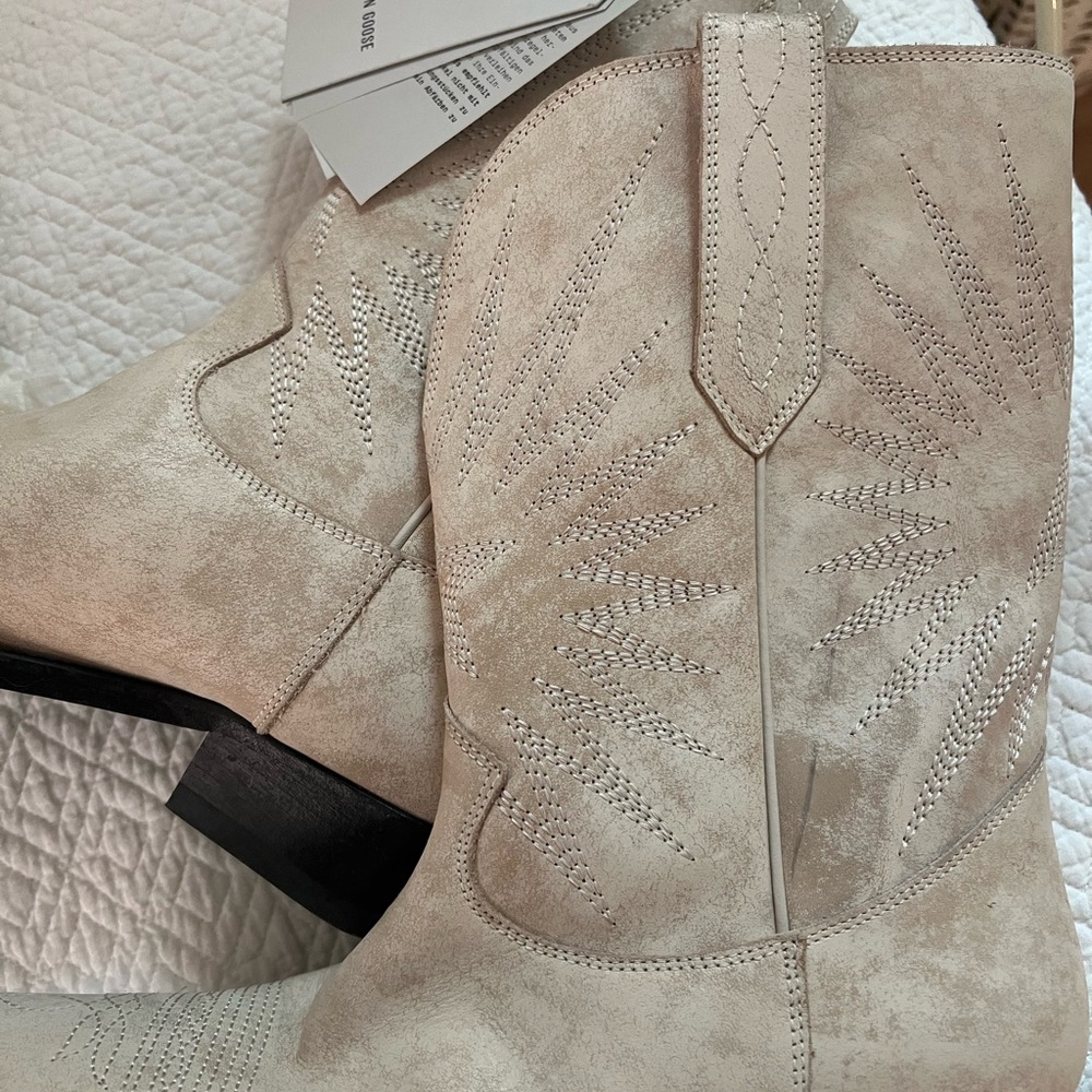 Golden Goose Beige Leather Cowboy Boots - Picture 3 of 7